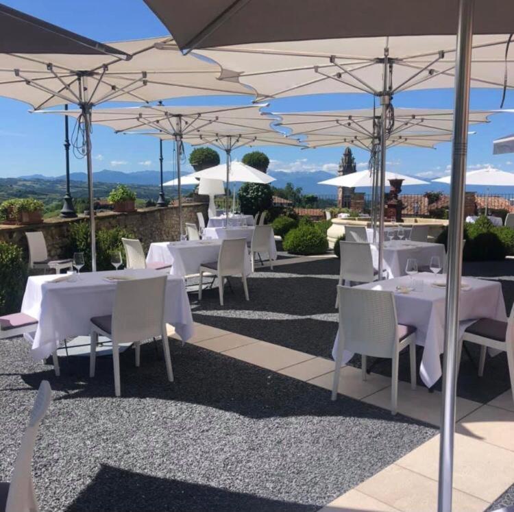 La Ribezza Boutique Hotel (Adults Only) Monforte dʼAlba Zewnętrze zdjęcie