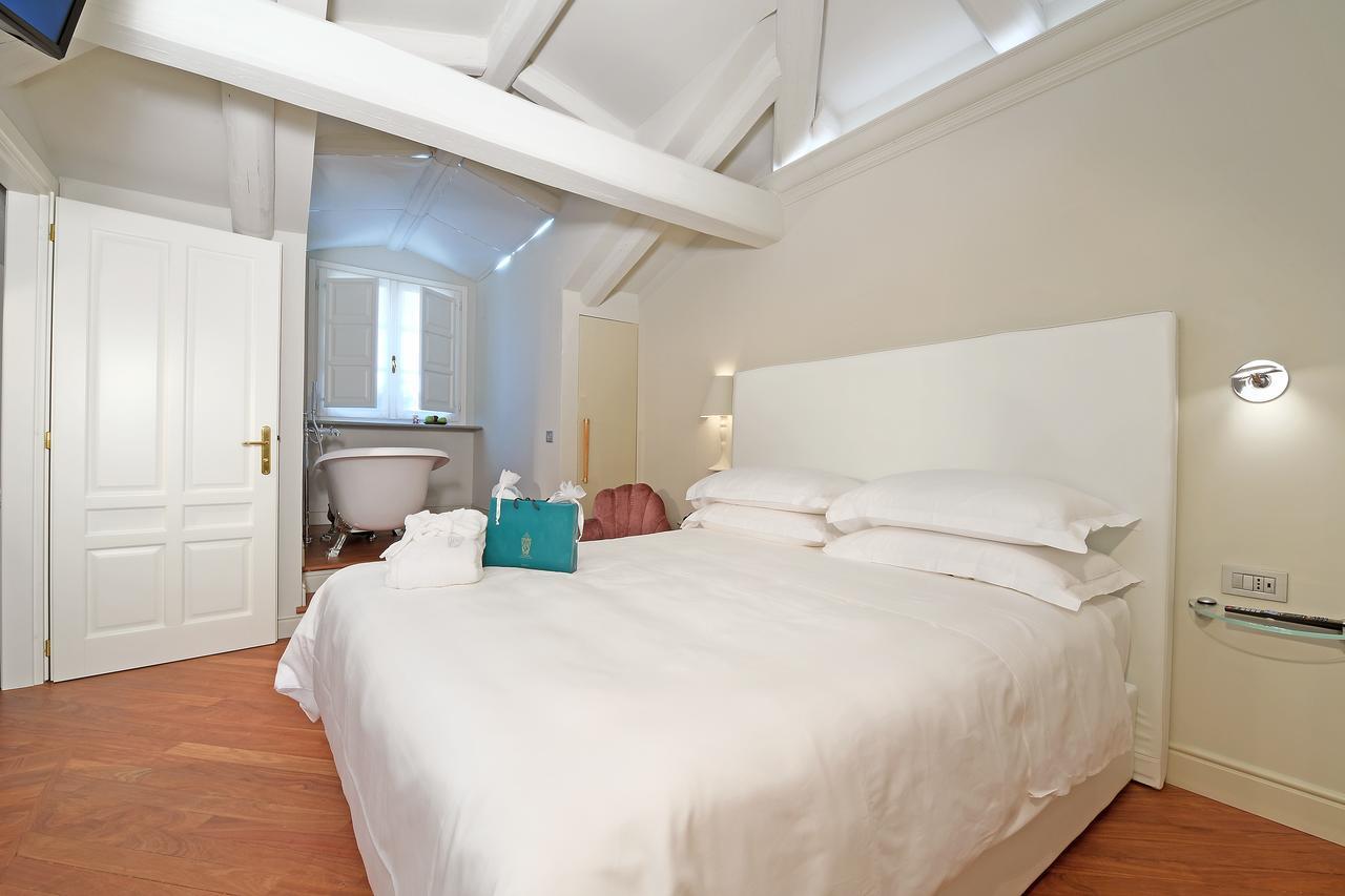 La Ribezza Boutique Hotel (Adults Only) Monforte dʼAlba Zewnętrze zdjęcie